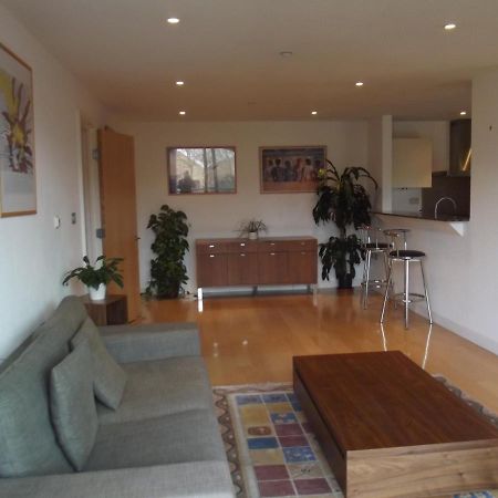 Oxford Apartment-- Free Parking 2 Bedrooms-2Bathrooms-Located In Jericho Oxford Close To Bus And Rail Station מראה חיצוני תמונה