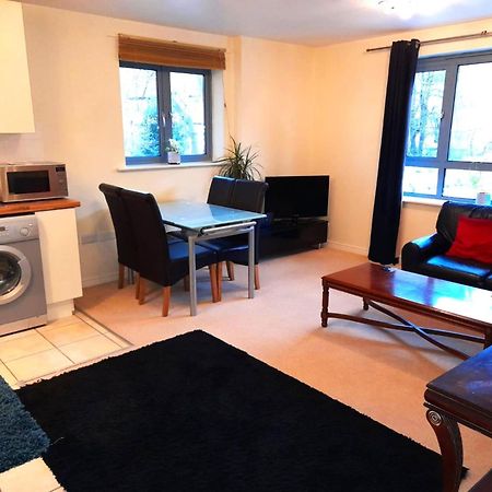 Oxford Apartment-- Free Parking 2 Bedrooms-2Bathrooms-Located In Jericho Oxford Close To Bus And Rail Station מראה חיצוני תמונה