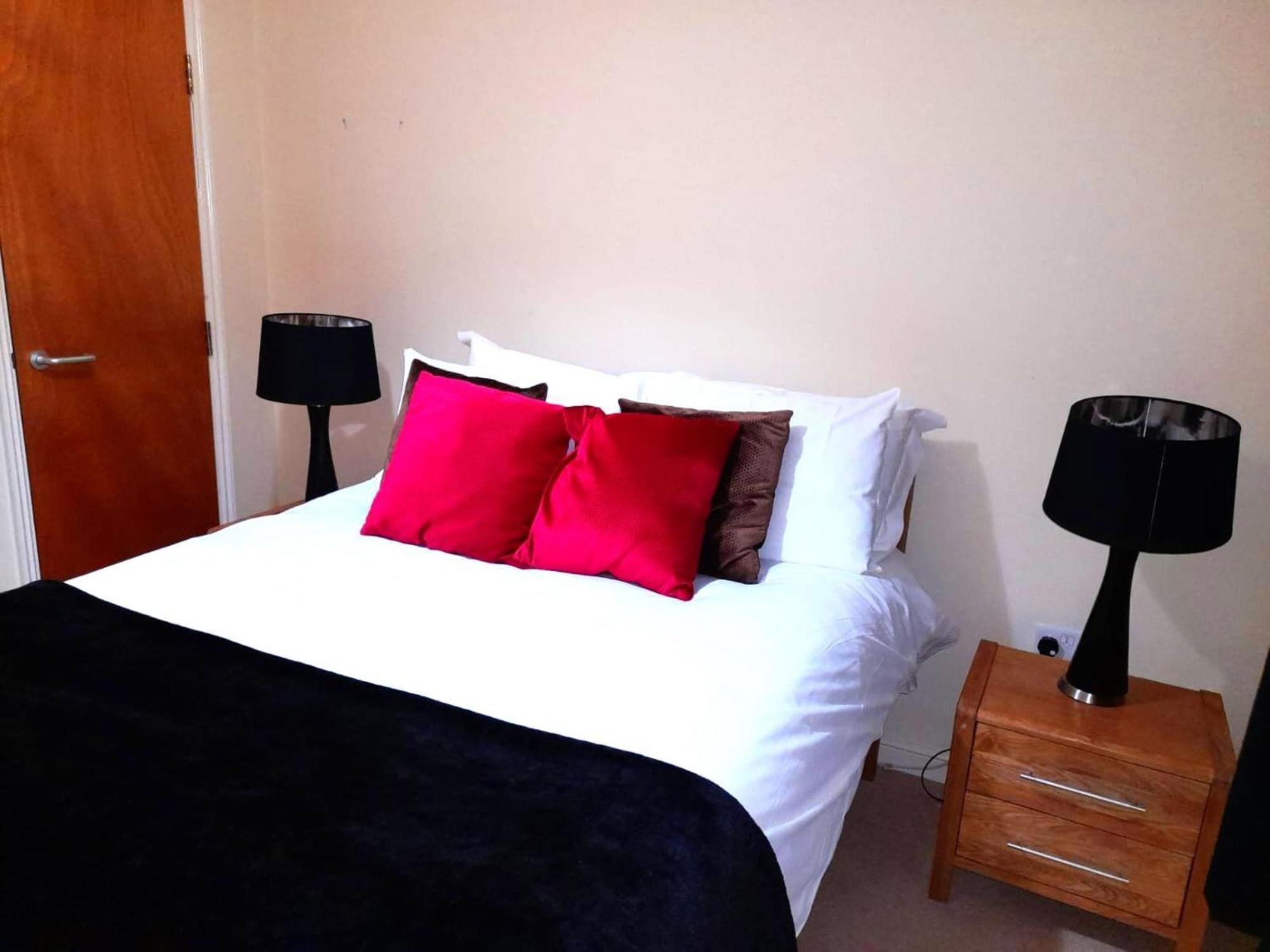 Oxford Apartment-- Free Parking 2 Bedrooms-2Bathrooms-Located In Jericho Oxford Close To Bus And Rail Station מראה חיצוני תמונה
