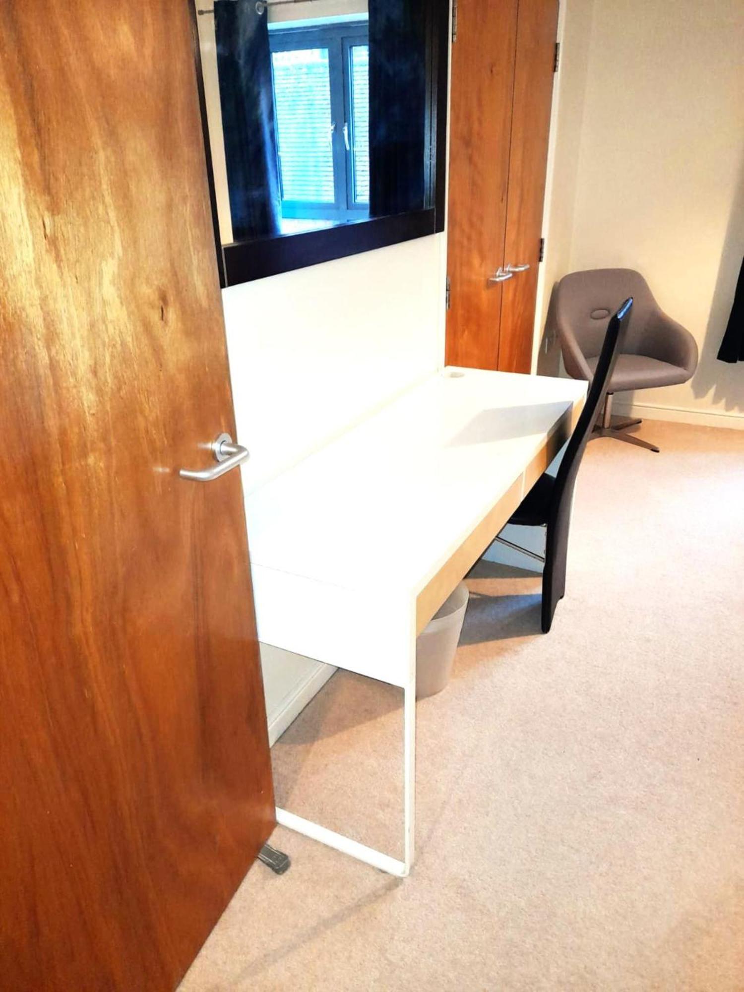 Oxford Apartment-- Free Parking 2 Bedrooms-2Bathrooms-Located In Jericho Oxford Close To Bus And Rail Station מראה חיצוני תמונה