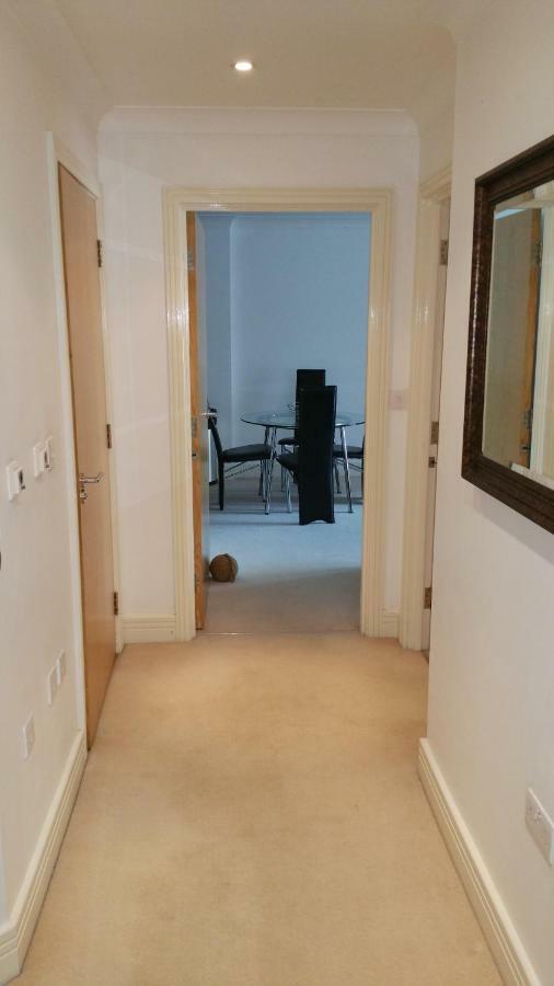 Oxford Apartment-- Free Parking 2 Bedrooms-2Bathrooms-Located In Jericho Oxford Close To Bus And Rail Station מראה חיצוני תמונה