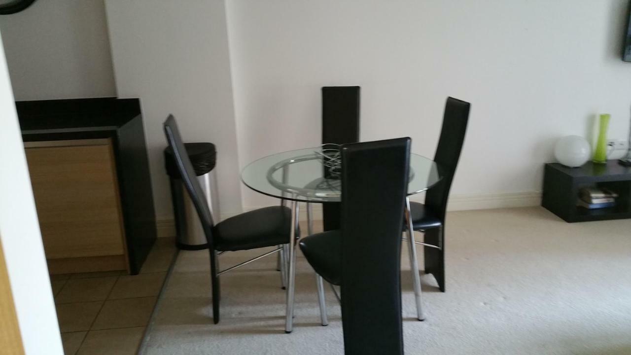 Oxford Apartment-- Free Parking 2 Bedrooms-2Bathrooms-Located In Jericho Oxford Close To Bus And Rail Station מראה חיצוני תמונה