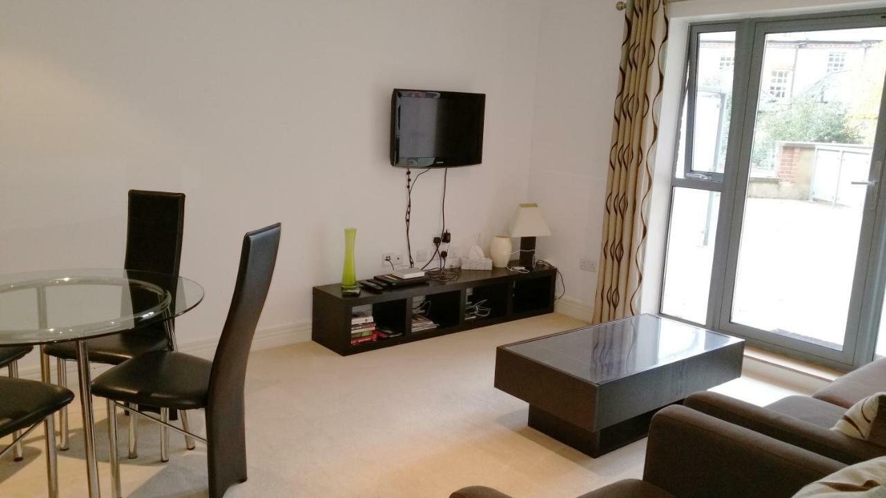 Oxford Apartment-- Free Parking 2 Bedrooms-2Bathrooms-Located In Jericho Oxford Close To Bus And Rail Station מראה חיצוני תמונה