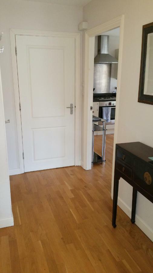 Oxford Apartment-- Free Parking 2 Bedrooms-2Bathrooms-Located In Jericho Oxford Close To Bus And Rail Station מראה חיצוני תמונה