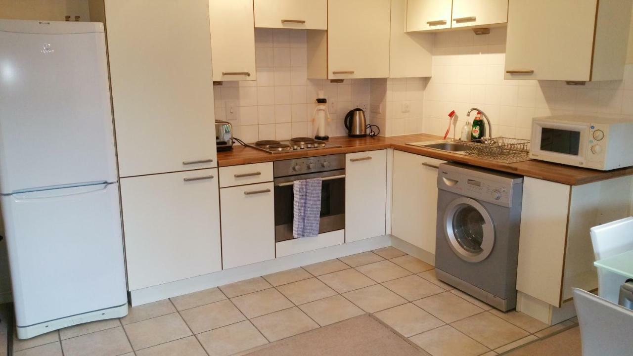 Oxford Apartment-- Free Parking 2 Bedrooms-2Bathrooms-Located In Jericho Oxford Close To Bus And Rail Station מראה חיצוני תמונה