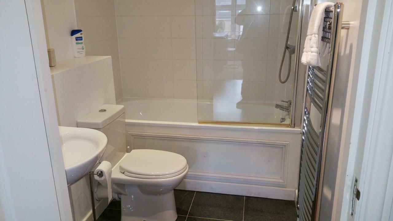 Oxford Apartment-- Free Parking 2 Bedrooms-2Bathrooms-Located In Jericho Oxford Close To Bus And Rail Station מראה חיצוני תמונה